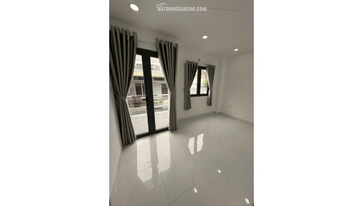 Ô tô đổ cửa ngay Liên khu 8 - 9, Bình Tân, nhà 48m2 mới xây 2 tầng 4PN mà chỉ 4Đ hơn